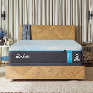 Tempur-LuxeBreeze® Medium Hybrid