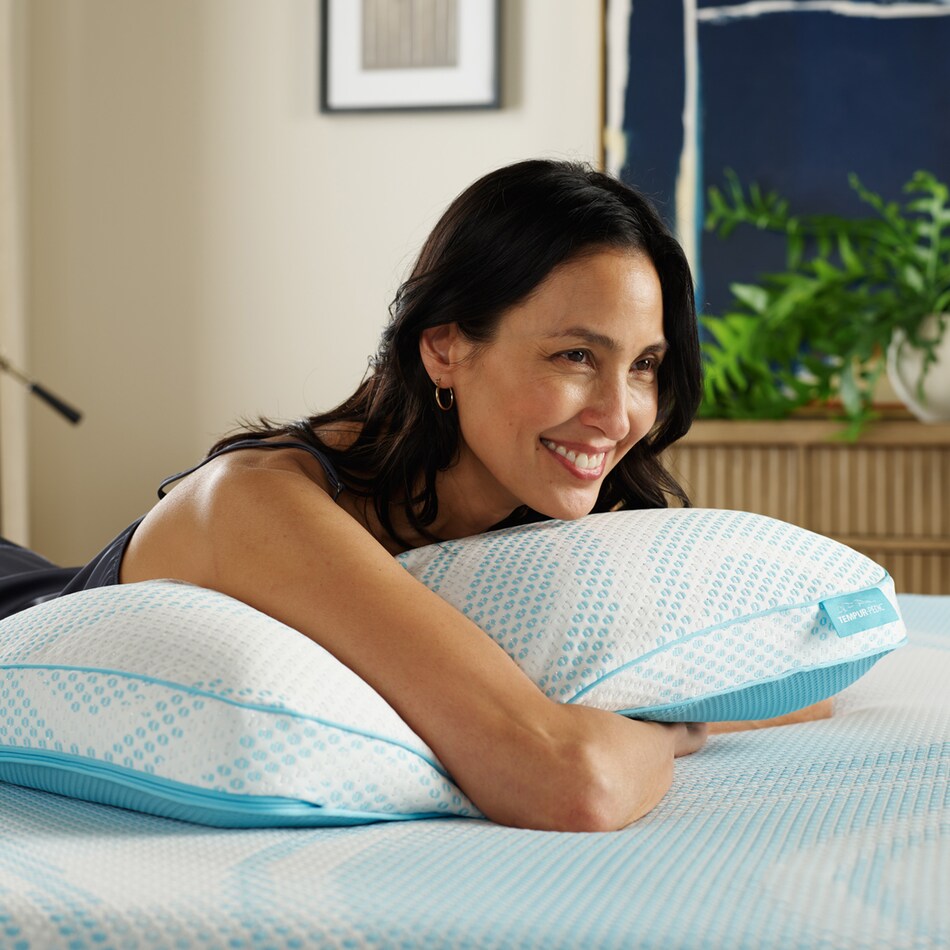 bedspreads pillows   