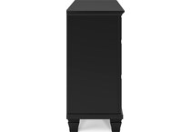 black bedroom   