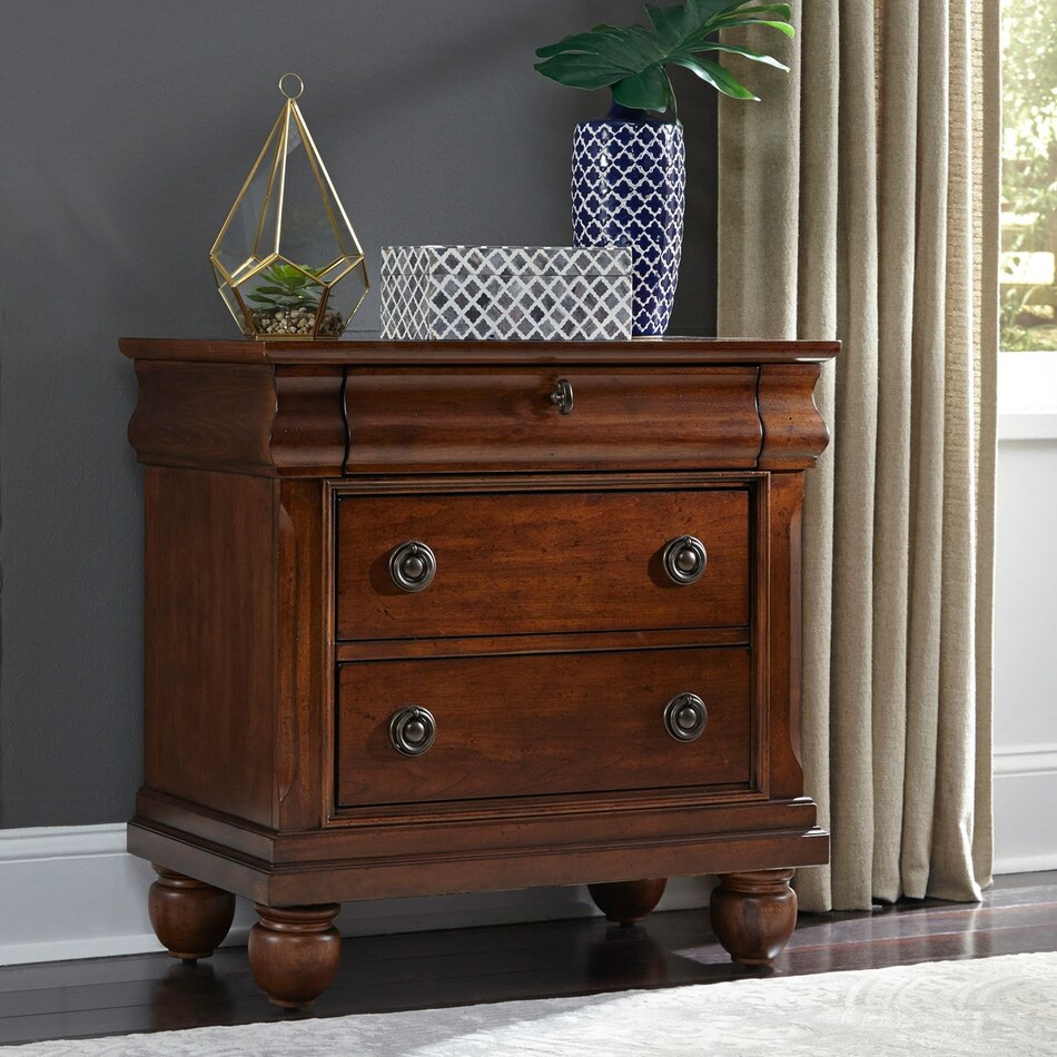 cherry bedroom   