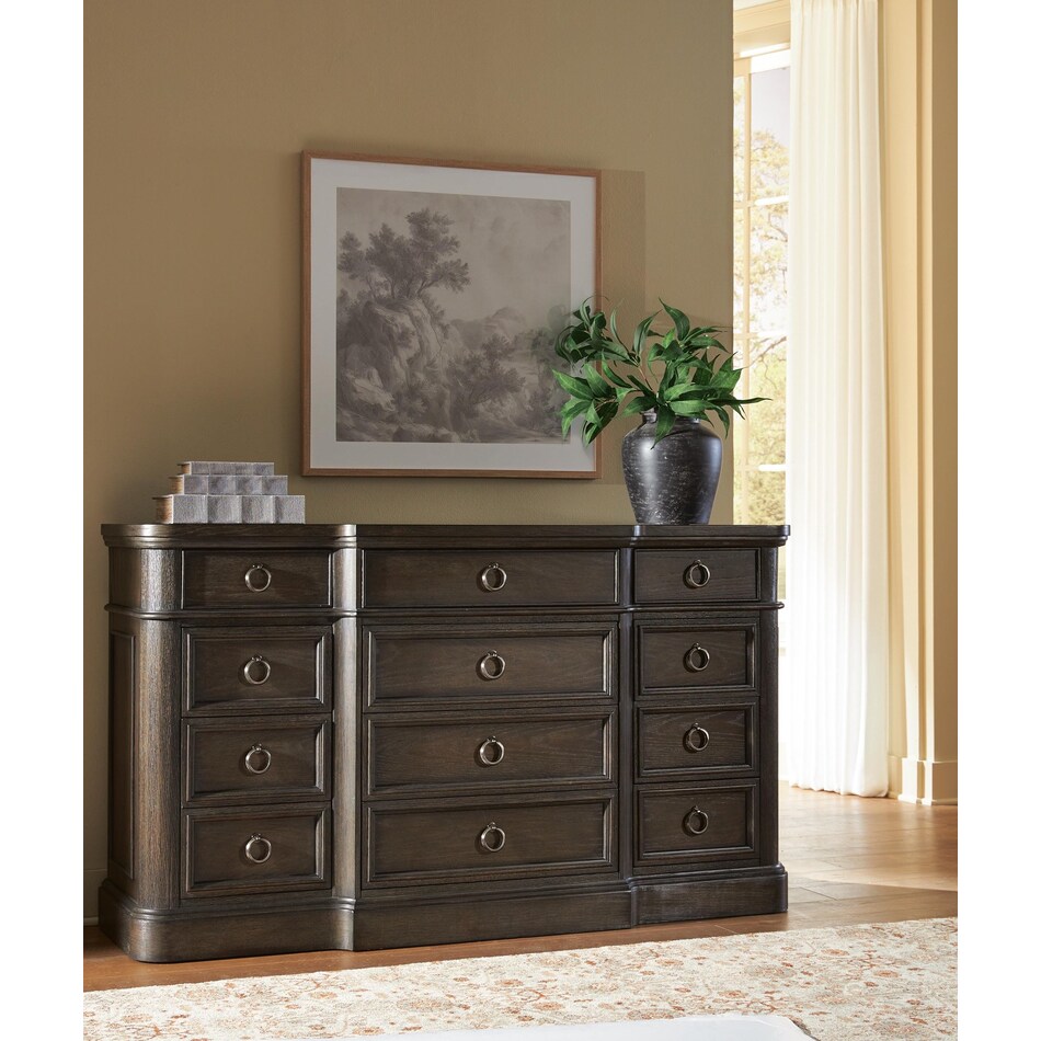 dark brown oak vaneer   