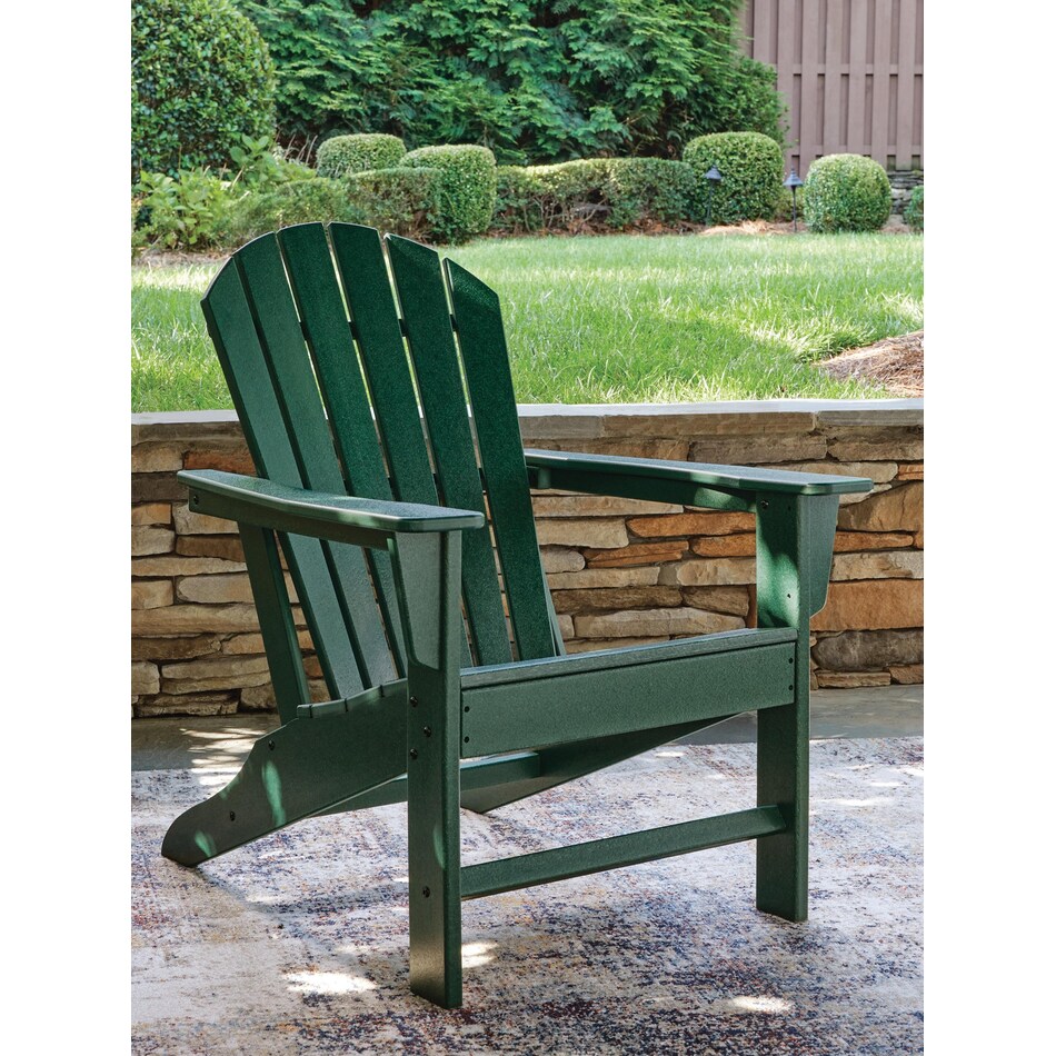 green   